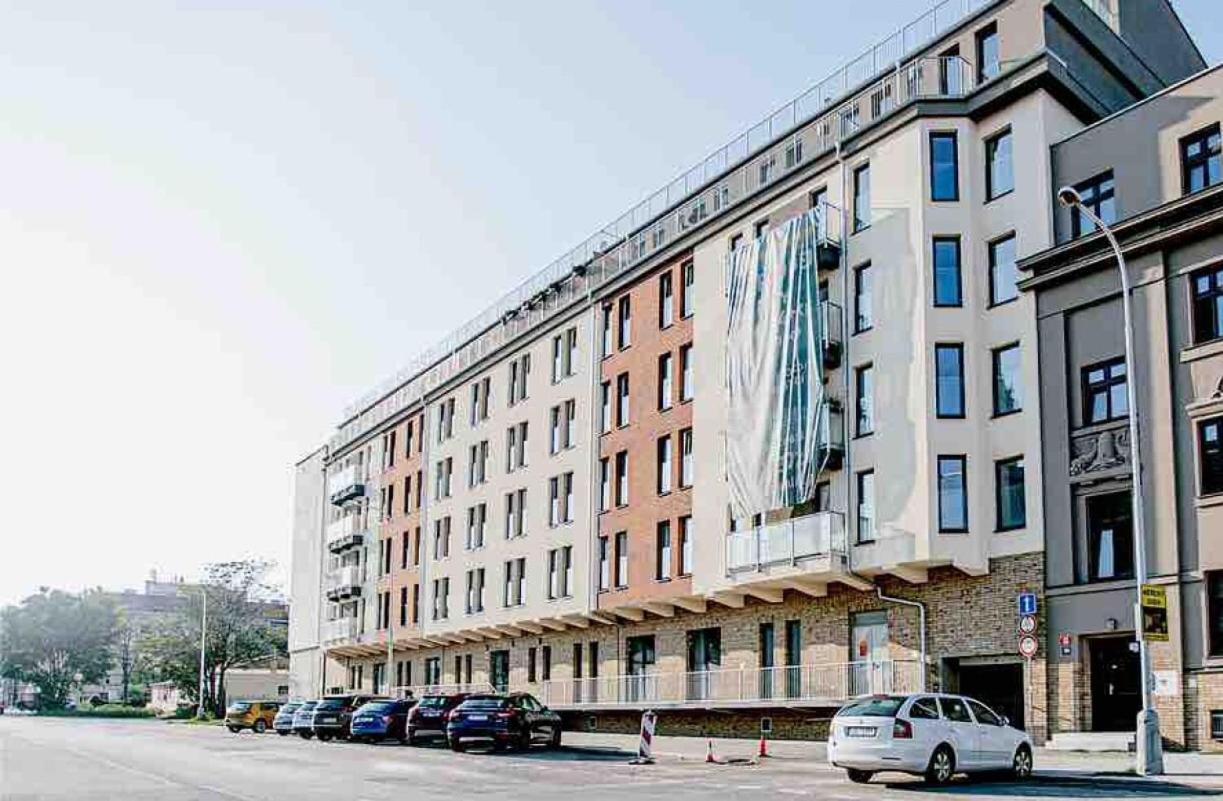 Modern Studio In Prague 7 Экстерьер фото